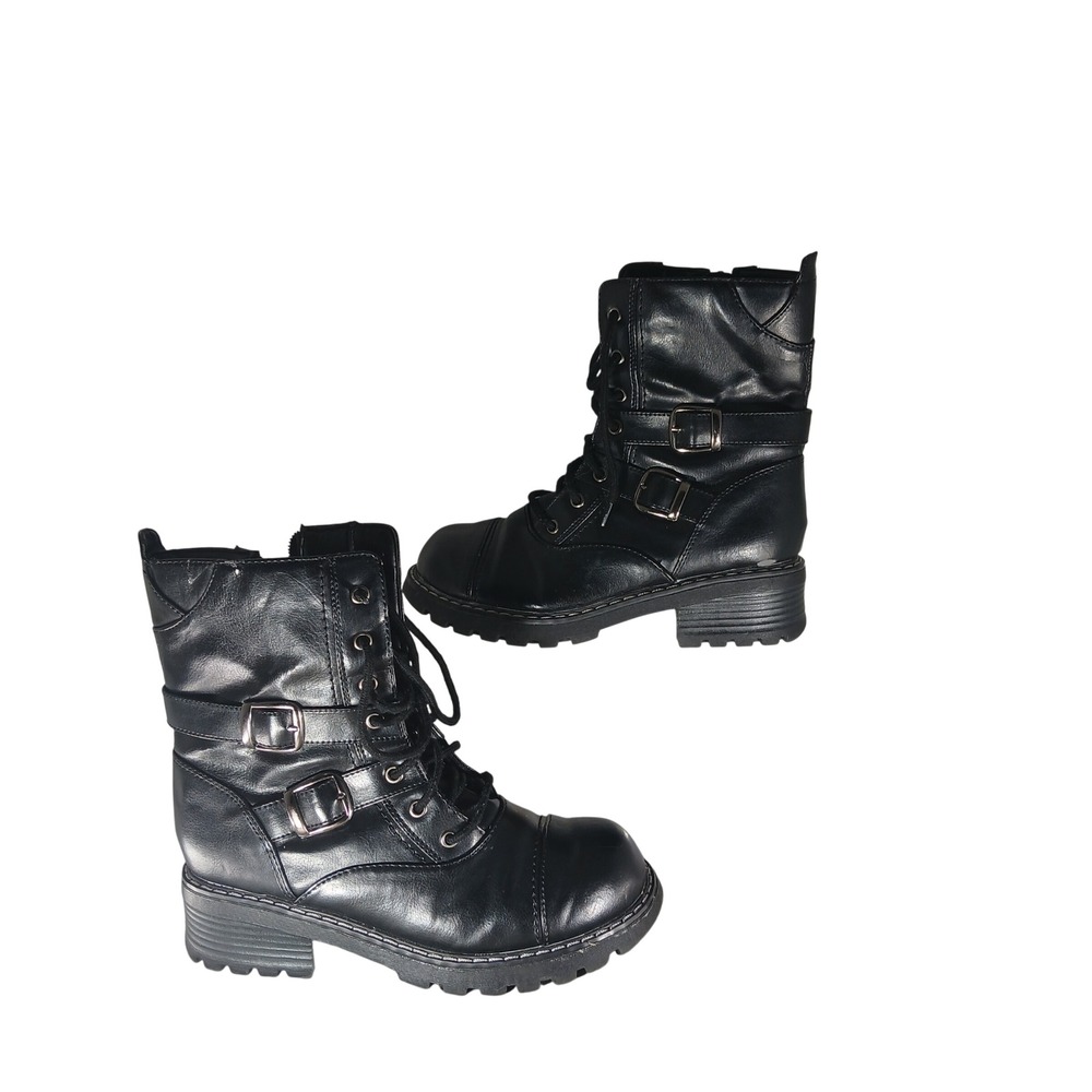 No Boundaries Combat Boots 6 Black Buckle Strap Lug Sole Goth Grunge Moto Edgy